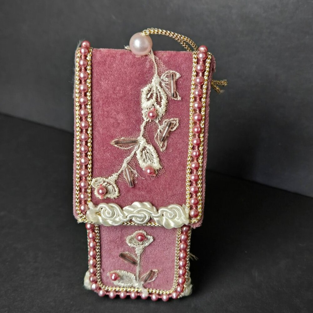 Velvet Beaded Birdhouse Ornament Pink Embroidered Christmas Decoration Elegant - Picture 4 of 9